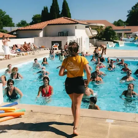Zecamping 4 étoiles Parc Aquatique Locatif Tv Clim Campeggio