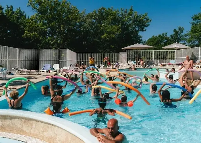 Zecamping 4 étoiles Parc Aquatique Locatif Tv Clim Campeggio 4*
